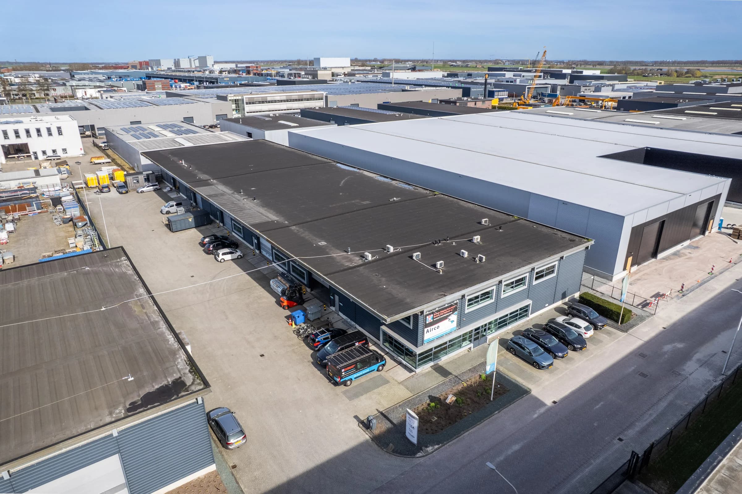 Drone-opname bedrijventerrein Friesland, BOG vastgoedfotografie